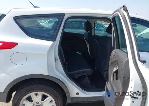 2016 Ford Escape S from USA, damaged, VIN 1FMCU0F70GUC42226